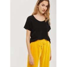 Футболка  Topshop